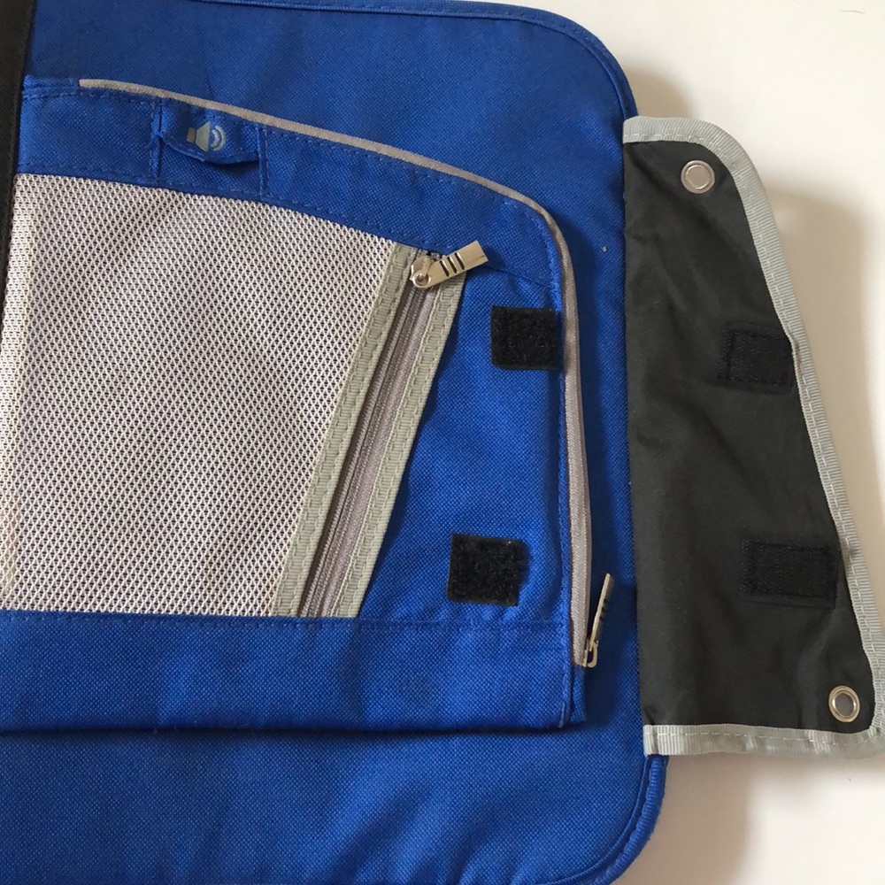Mead Pro Platinum Zipper Binder with Expanding File, 1.5" - Picture 2 of 16